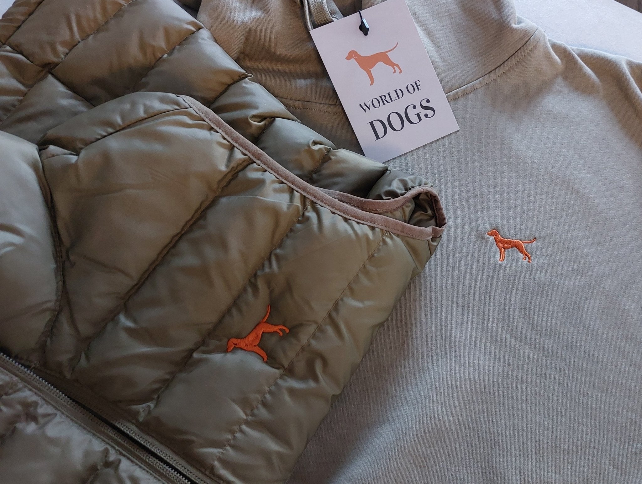 Damen Steppweste mit Jagdhunde / Vizsla Stickerei - www.Worldofdogs.store