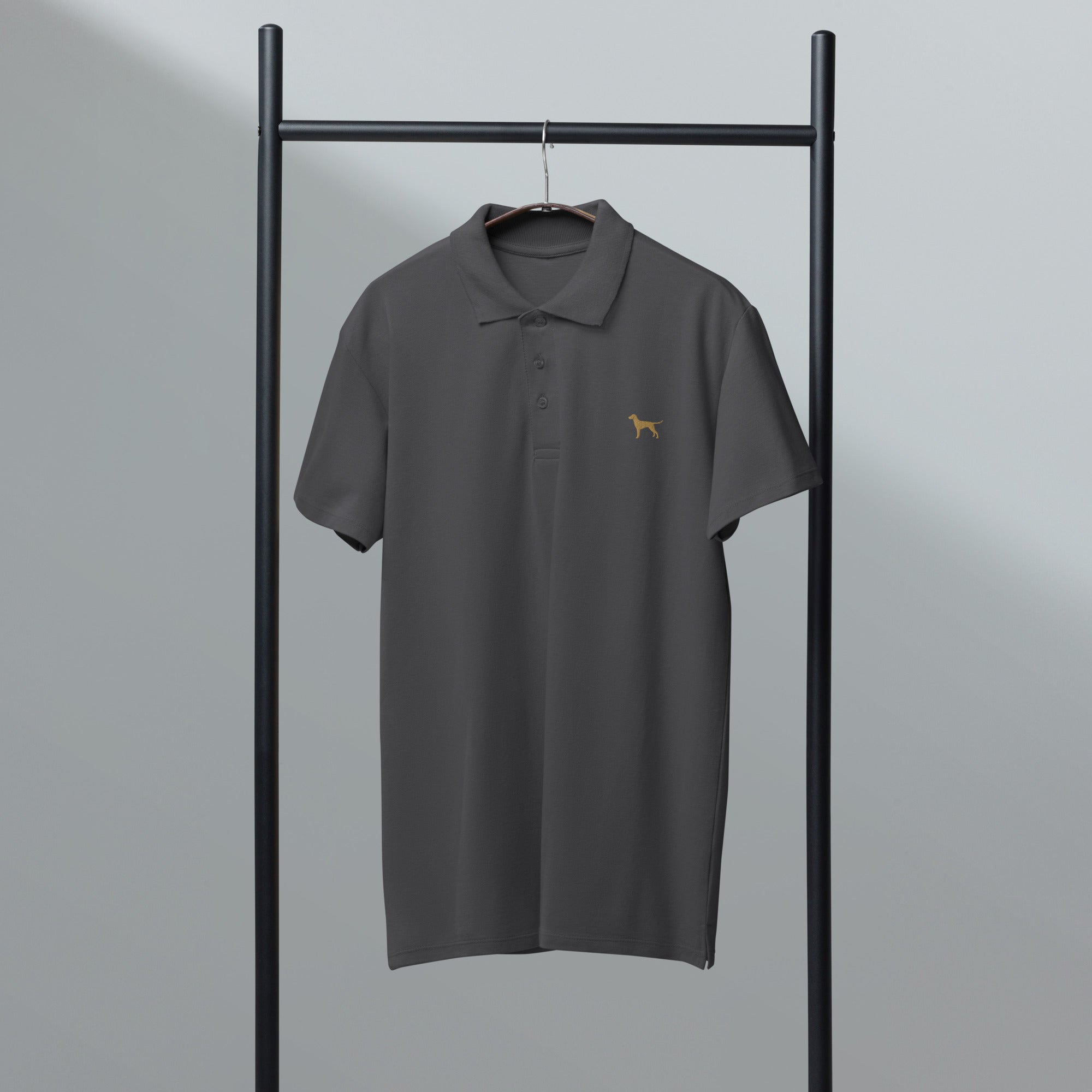 UNISEX POLO SHIRT mit Hundestickerei - 100 % Baumwolle - www.Worldofdogs.store