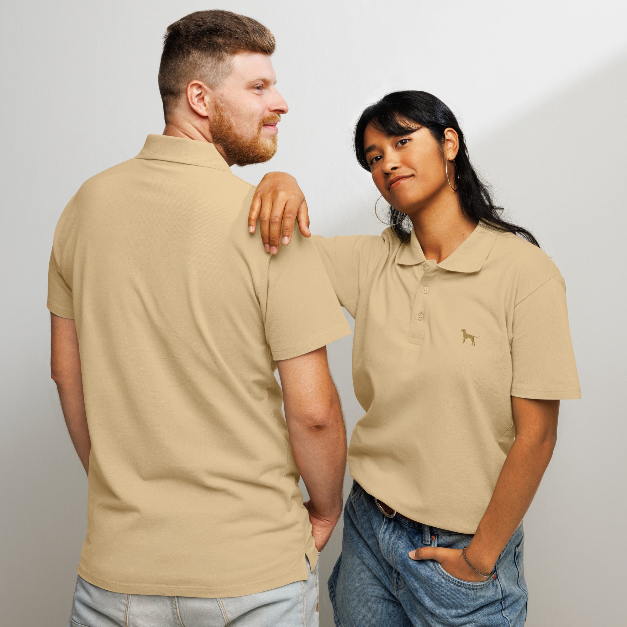 UNISEX POLO SHIRT mit Hundestickerei - 100 % Baumwolle - www.Worldofdogs.store