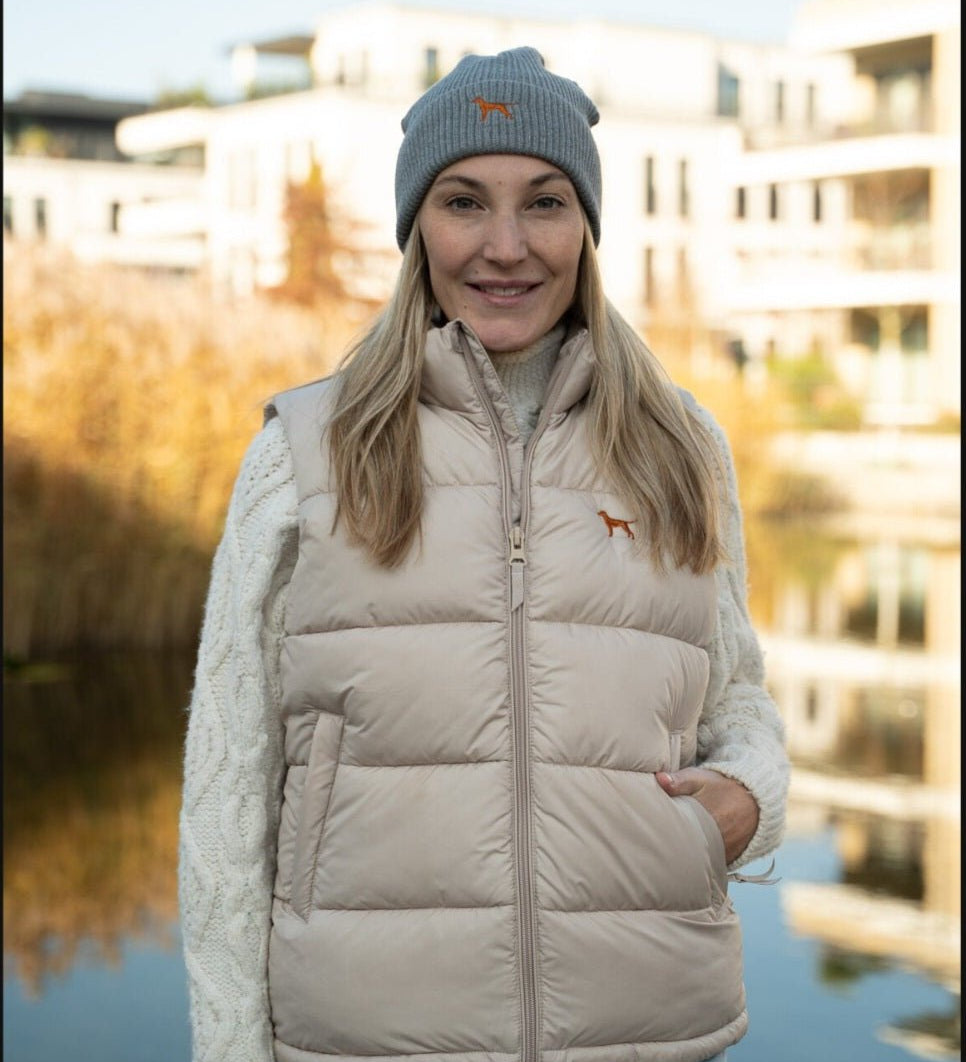 Vizsla / Jagdhunde Daunen Weste - beige - www.Worldofdogs.store